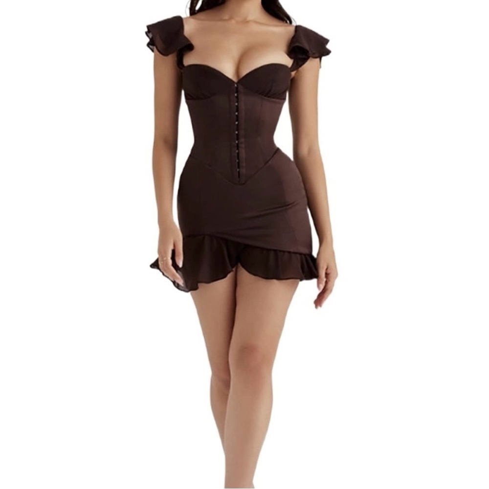 HOUSE OF CB BROWN CORSET 
SATIN SWEETHEART FLUTTER SLEEVE 
MINI PARTY DRESS